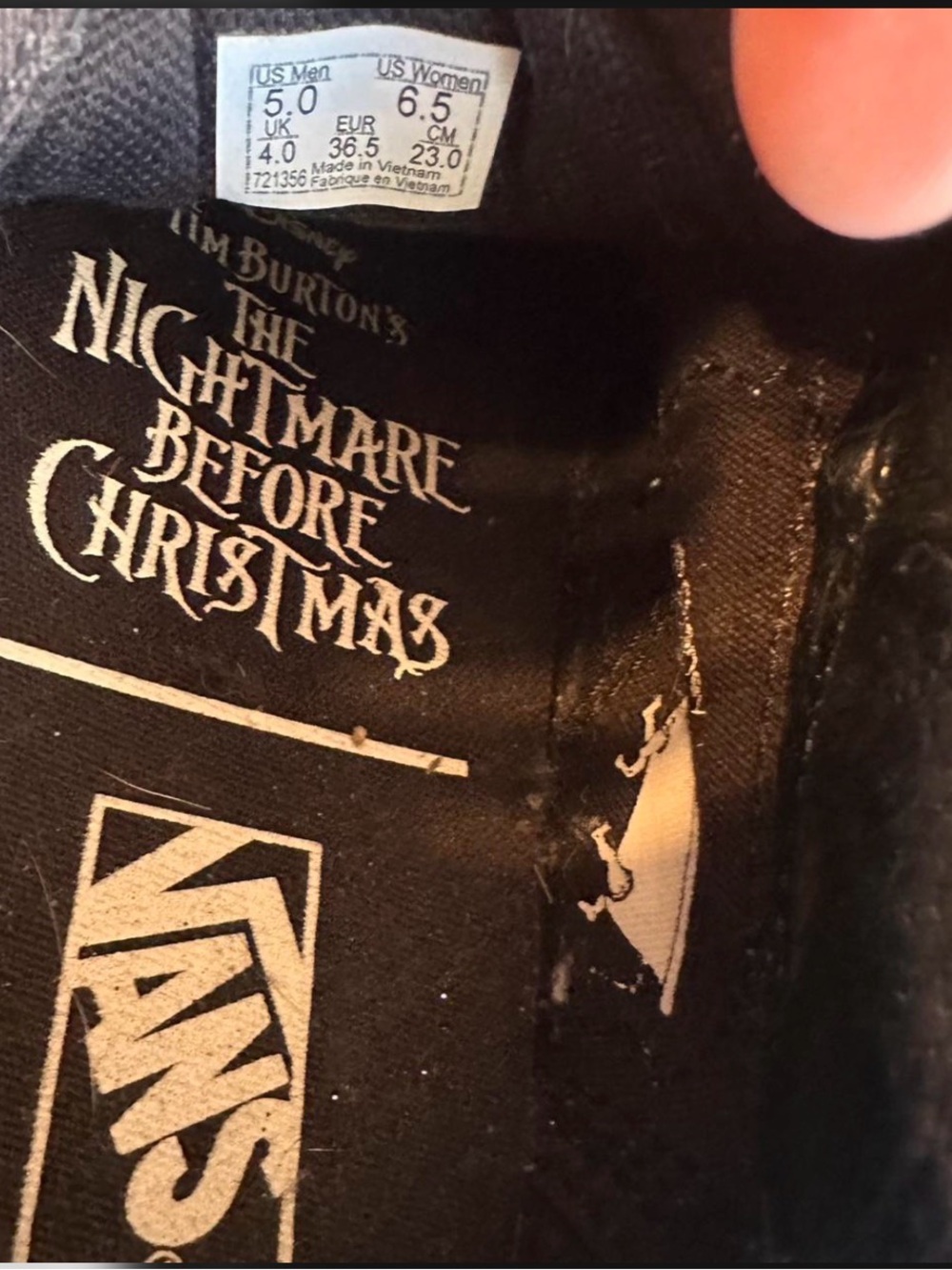Vans Old Skool The Nightmare Before Christmas Sneakers Unisex Men 5 Womens 6.5 - Picture 4 of 7
